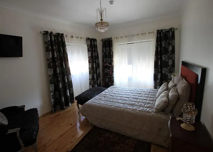 Solar De Sao Jacinto - *